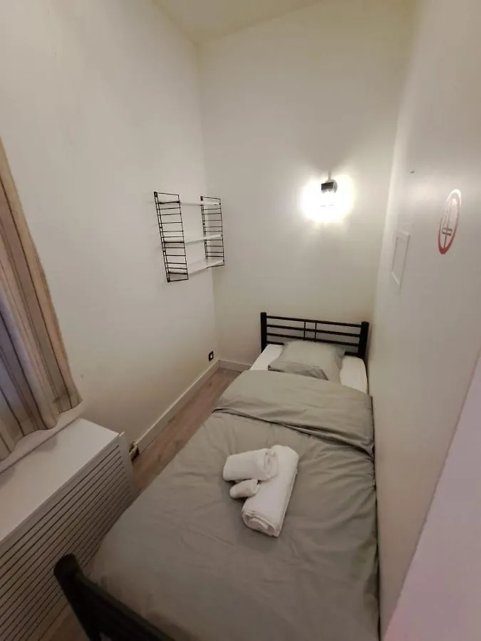 Studio Elis Verdieping 5A Antwerp Hotel